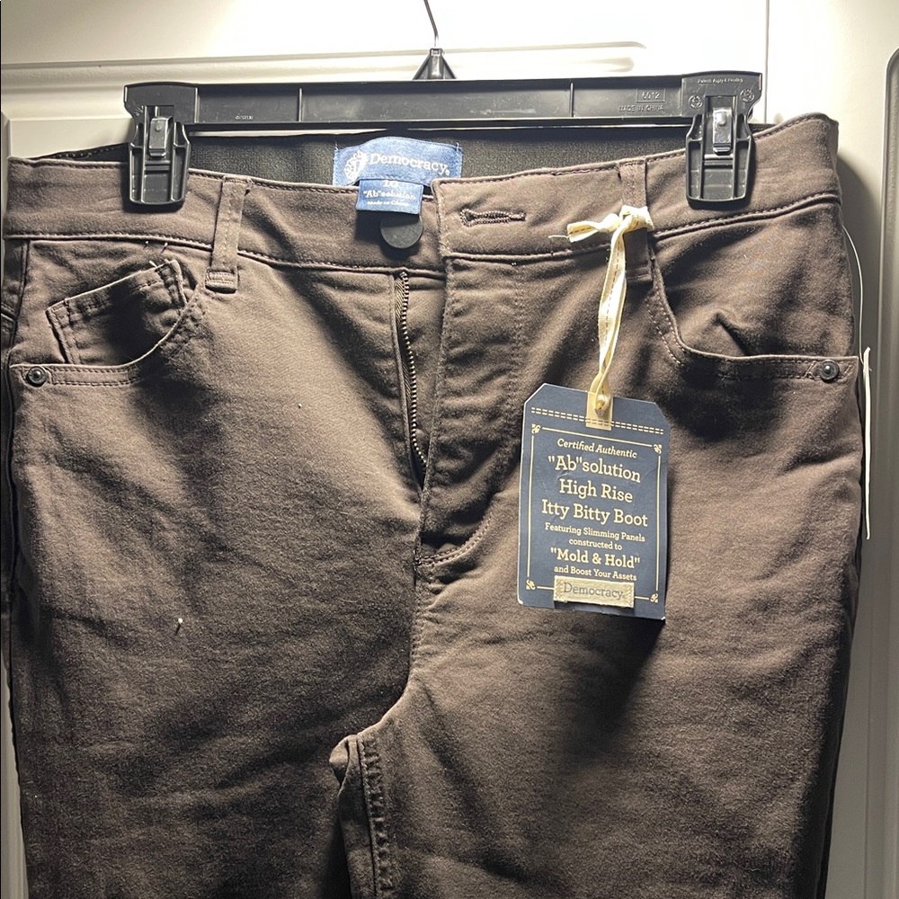Democracy women’s Bootcut pants